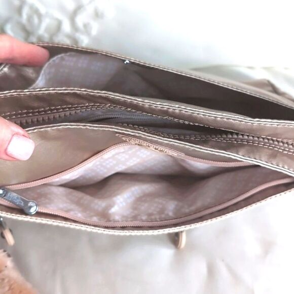 Kipling- New Angie Metallic Glow Crossbody Travel Bag NWOT - Picture 14 of 16